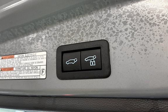Toyota Corolla Cross 18 of 26