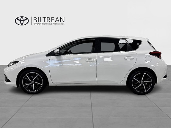 Toyota Auris 4 of 13