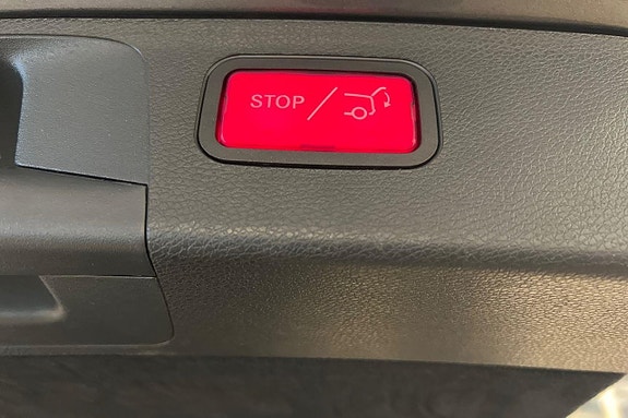Mercedes-Benz E220 20 of 23