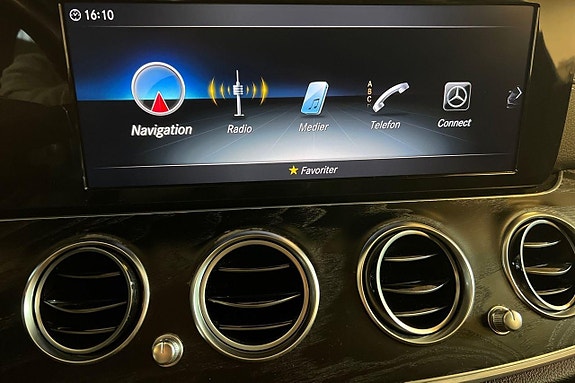 Mercedes-Benz E220 15 of 23