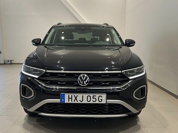 Volkswagen T-Roc 2 of 18
