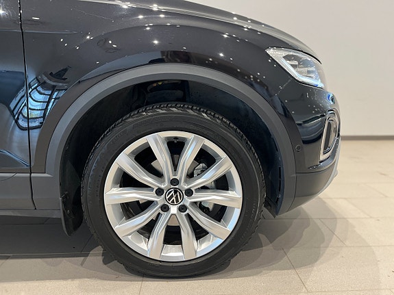 Volkswagen T-Roc 4 of 18