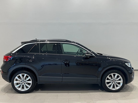 Volkswagen T-Roc 3 of 18