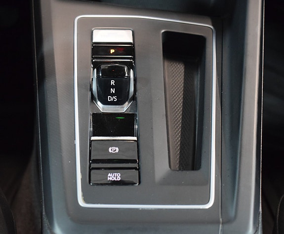 Volkswagen Golf I 21 of 24