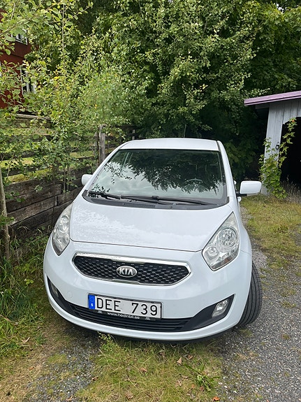 Kia Venga 2 of 5