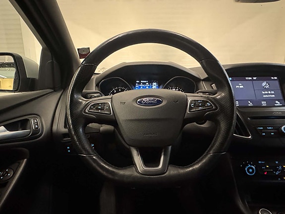 Ford Focus 10 of 18
