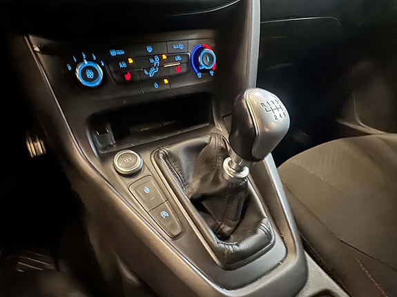 Ford Focus 11 of 18