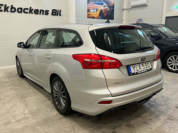 Ford Focus 6 of 18
