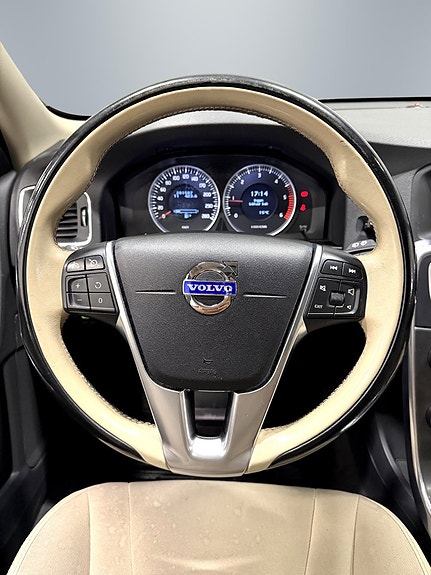 Volvo V60 20 of 24