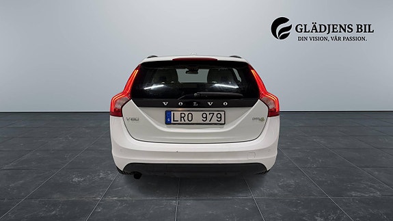 Volvo V60 6 of 24