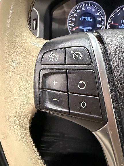 Volvo V60 21 of 24