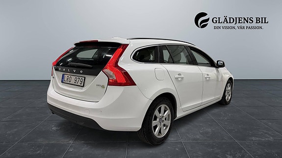 Volvo V60 7 of 24