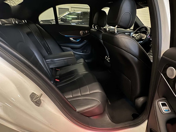 Mercedes-Benz C220 d 21 of 21