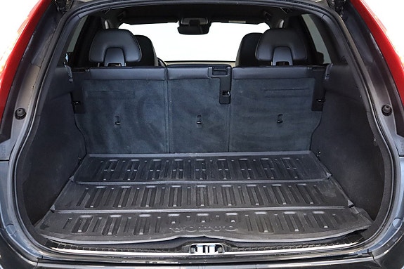 Volvo XC60 16 of 16