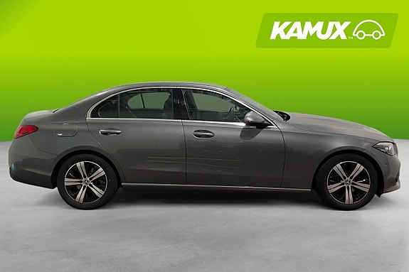 Mercedes-Benz C200 2 of 22