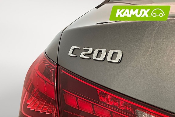 Mercedes-Benz C200 18 of 22