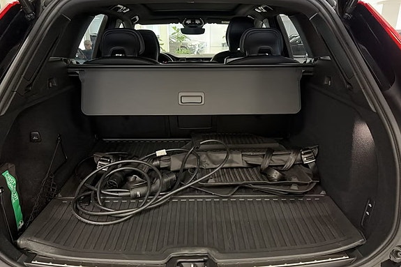 Volvo XC60 12 of 12