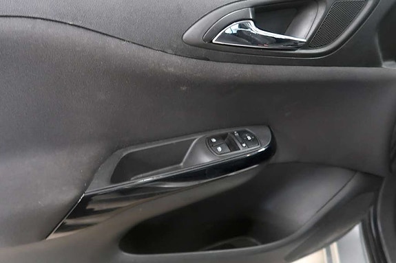 Opel Corsa 8 of 14