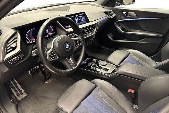 BMW 118i 7 of 13