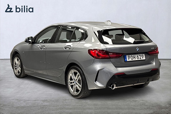 BMW 118i 5 of 13