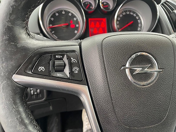 Opel Zafira Tourer 8 of 22