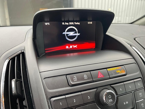 Opel Zafira Tourer 14 of 22