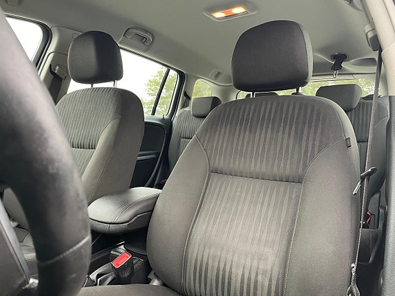 Opel Zafira Tourer 12 of 22