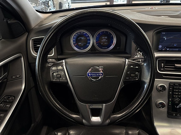Volvo V60 18 of 30