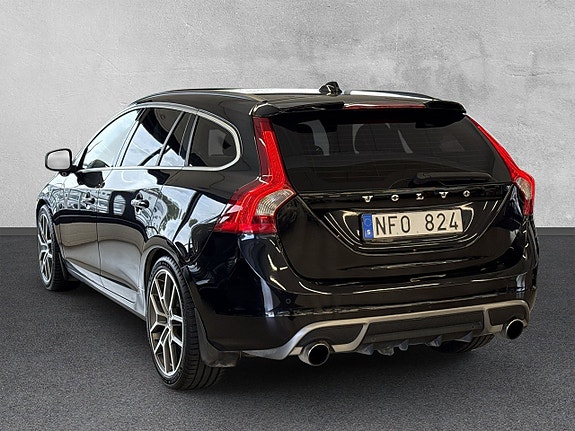 Volvo V60 3 of 30