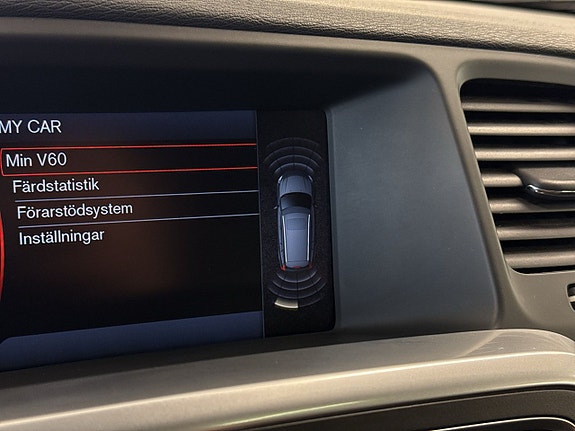 Volvo V60 16 of 30
