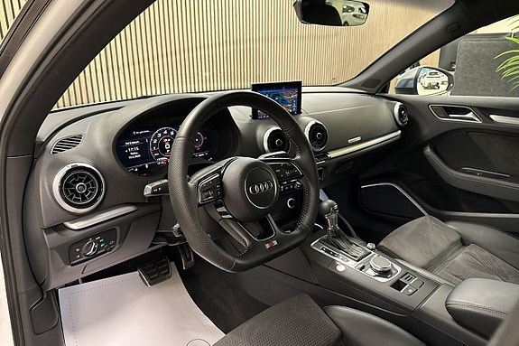 Audi S3 4 of 24