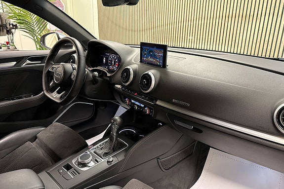 Audi S3 7 of 24