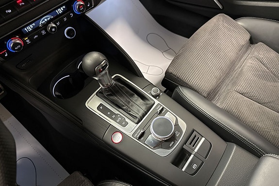 Audi S3 17 of 24