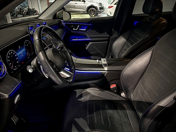 Mercedes-Benz GLC220 d 4 of 17
