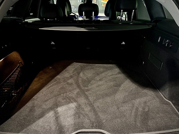 Mercedes-Benz GLC220 d 8 of 17