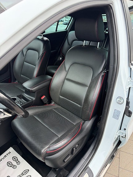 Kia Sportage 11 of 30