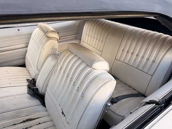 Oldsmobile Delta 11 of 14