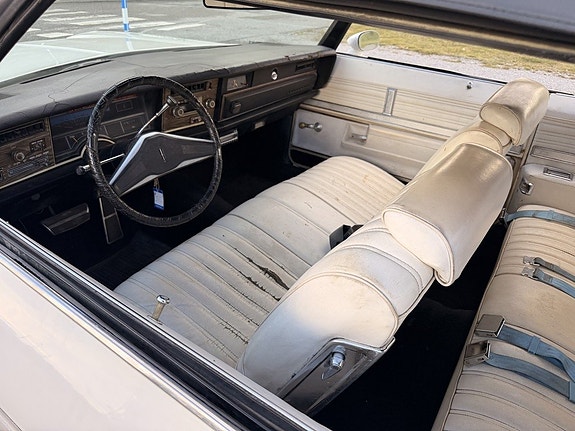 Oldsmobile Delta 10 of 14