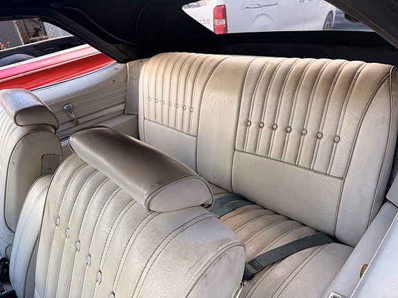 Oldsmobile Delta 14 of 14