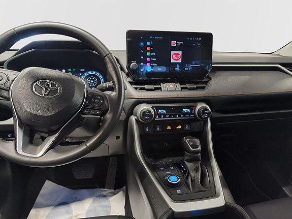Toyota RAV4 9 of 11