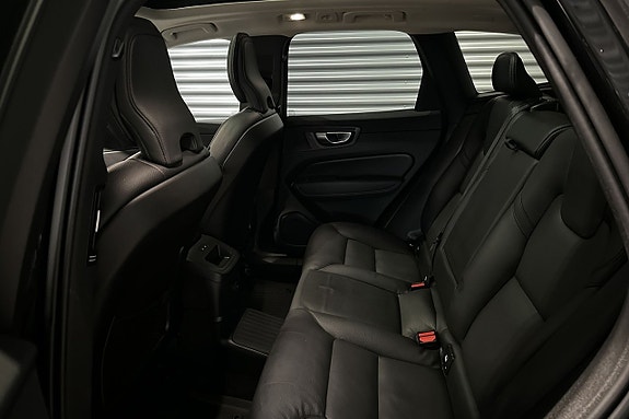 Volvo XC60 23 of 26
