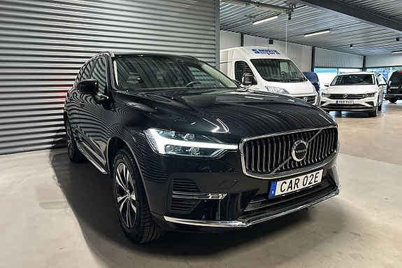 Volvo XC60 3 of 26