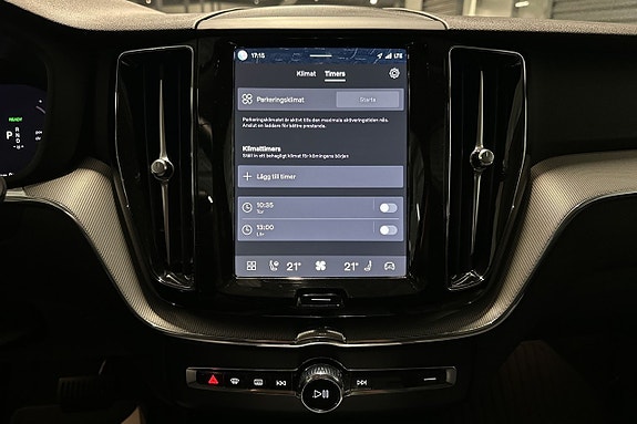 Volvo XC60 14 of 26