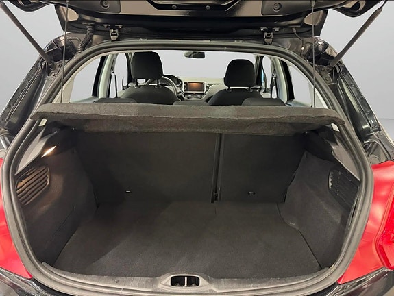 Peugeot 208 17 of 23