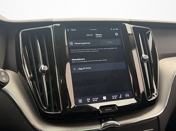 Volvo XC60 30 of 30