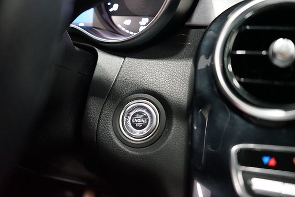 Mercedes-Benz C220 d 25 of 25