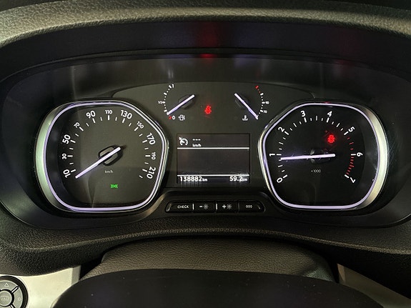 Toyota Proace Verso 14 of 16