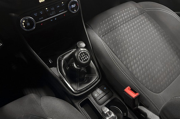 Ford Fiesta 12 of 17