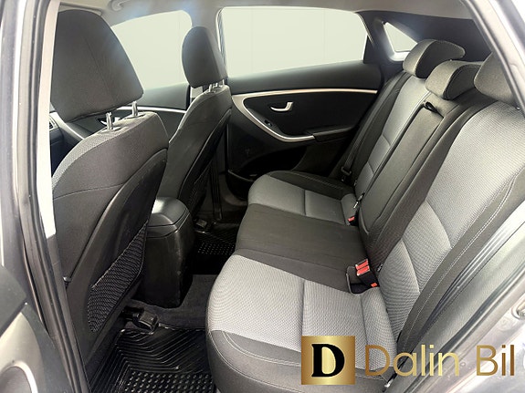 Hyundai i30 15 of 16