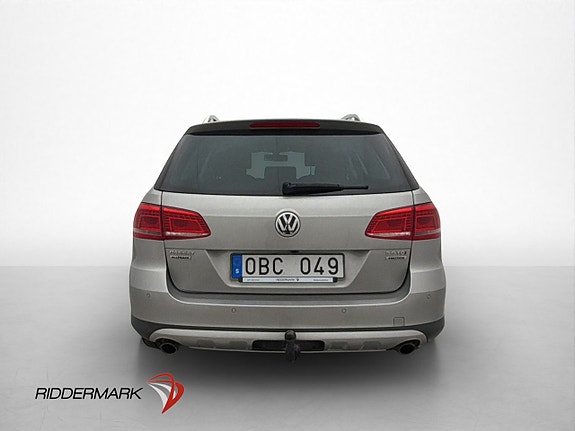 Volkswagen Passat Alltrack 7 of 30